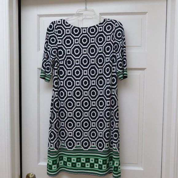 CLEARANCE Eliza J Navy, Green and White Geometric print Shift dress size 8 - Picture 1 of 6